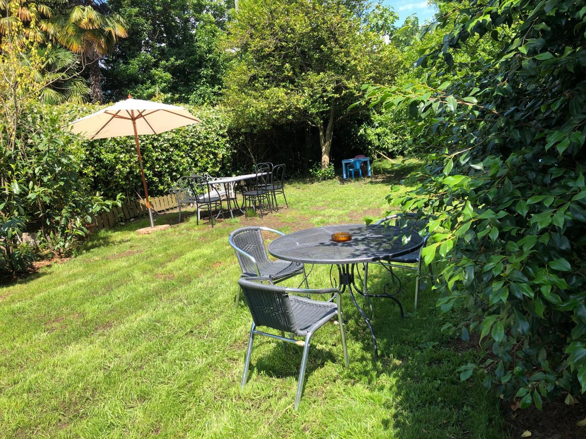 Villa Cardano Maccagno Close To Every Destination Exterior photo