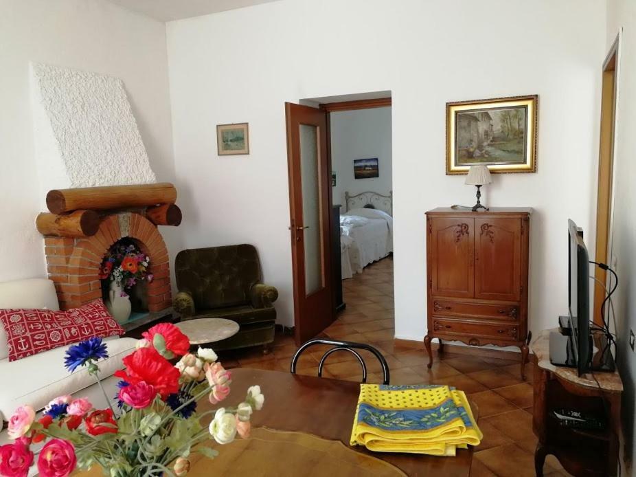 Villa Cardano Maccagno Close To Every Destination Exterior photo